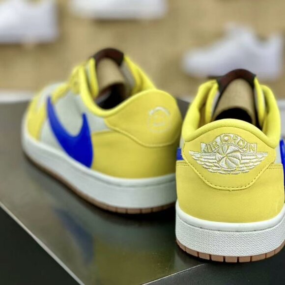 Travis Scott x Jordan 1 Low OG Canary Yellow main image 7